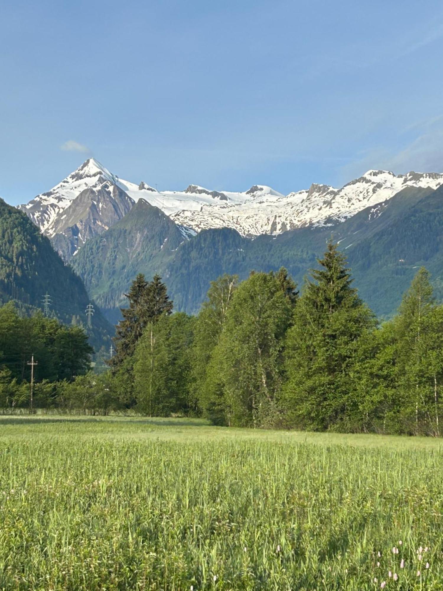 Haus Laubreuter Apartment Kaprun Bagian luar foto