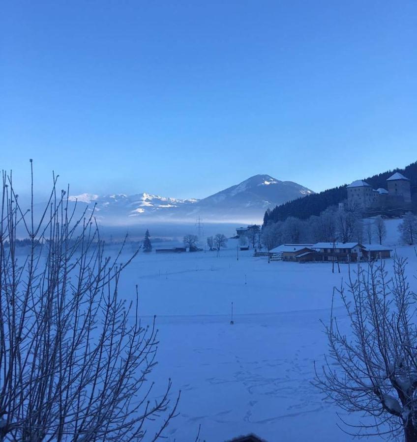 Haus Laubreuter Apartment Kaprun Bagian luar foto
